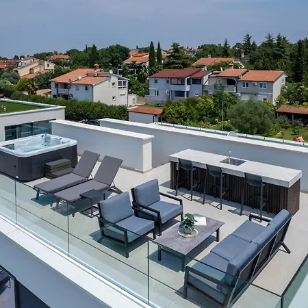 Lovely In With Sauna * 포레치