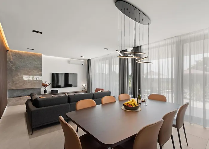 Lovely In With Sauna 펜션