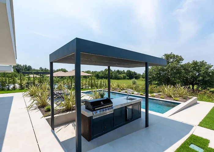 Lovely In With Sauna Hébergement de vacances Poreč